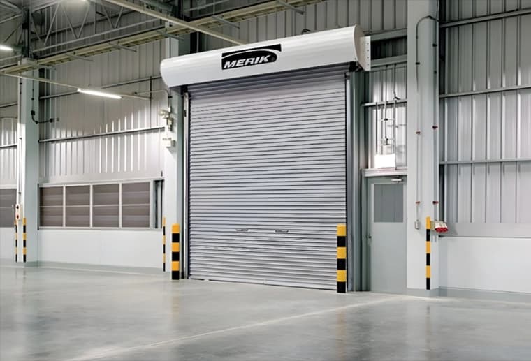 Cortina metálica enrollable